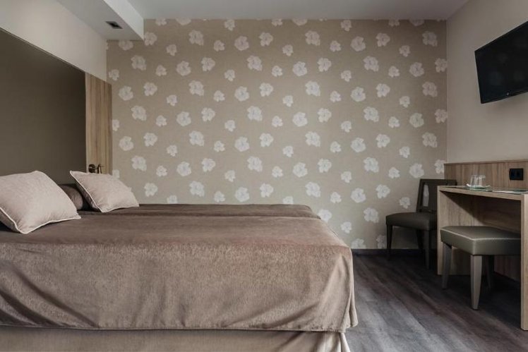 SINGLE STANDARD Room