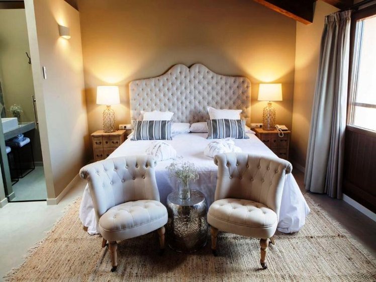 JUNIOR SUITE STANDARD Room