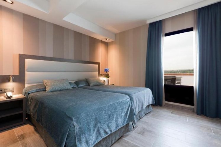 DOUBLE WITH TERRACE Room
